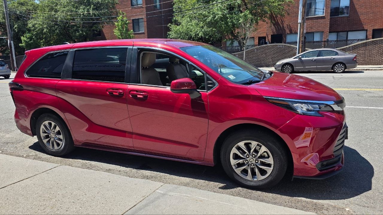 Comfort Passenger Minivan